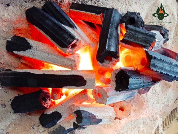 Best Guide to Lighting BBQ Charcoal