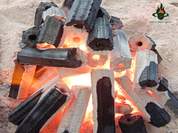 What type of charcoal should you use for grilling in the US?